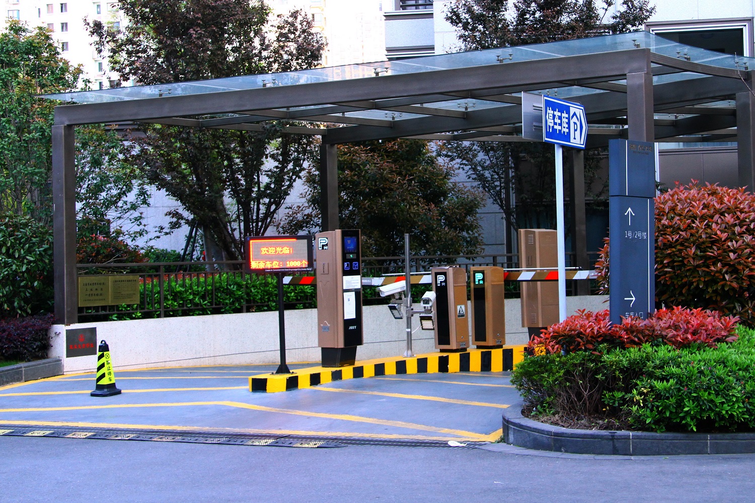 景區智慧停車場場景 景區智慧停車場